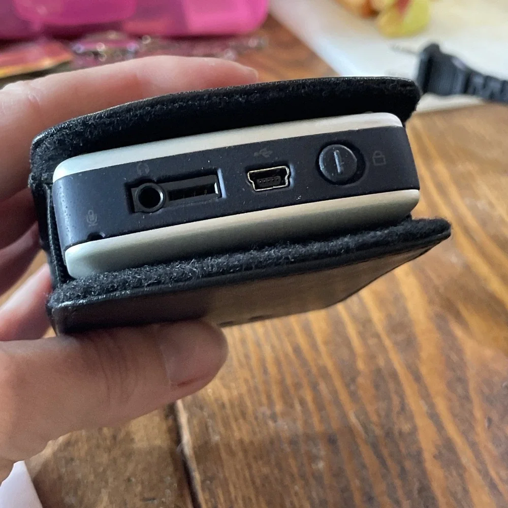 Dell Digital Jukebox Remote Leather Case Cords Manual Bundle